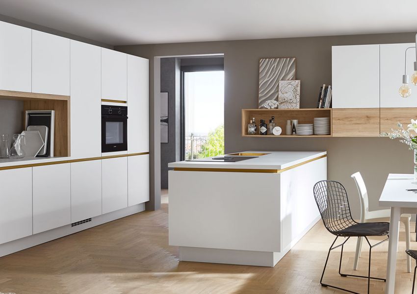 Küche mit Kochinsel